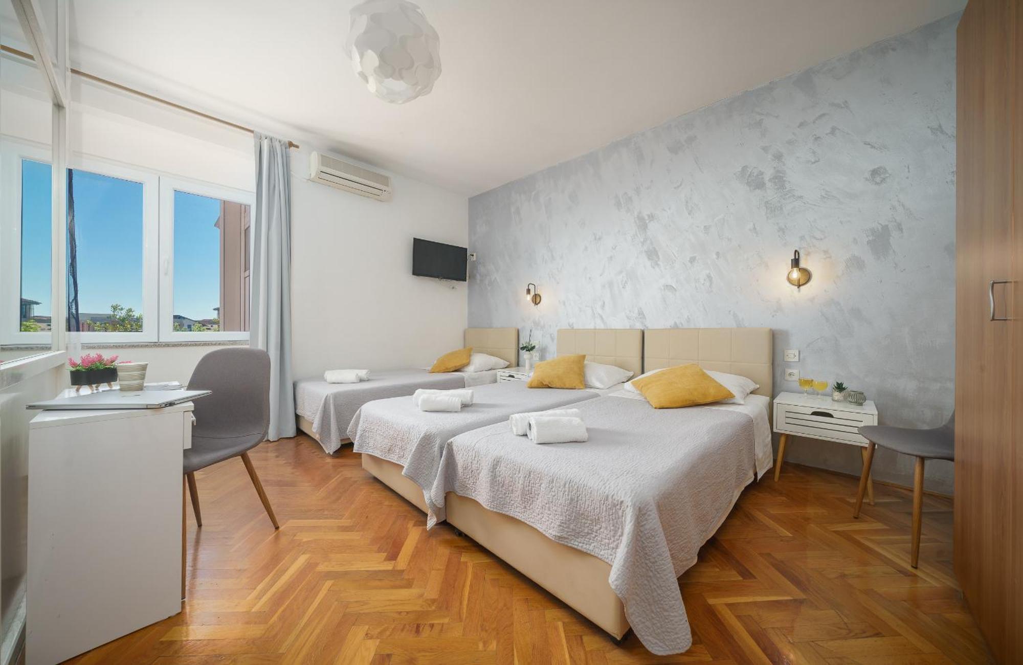 Rooms Orion Vodice Esterno foto