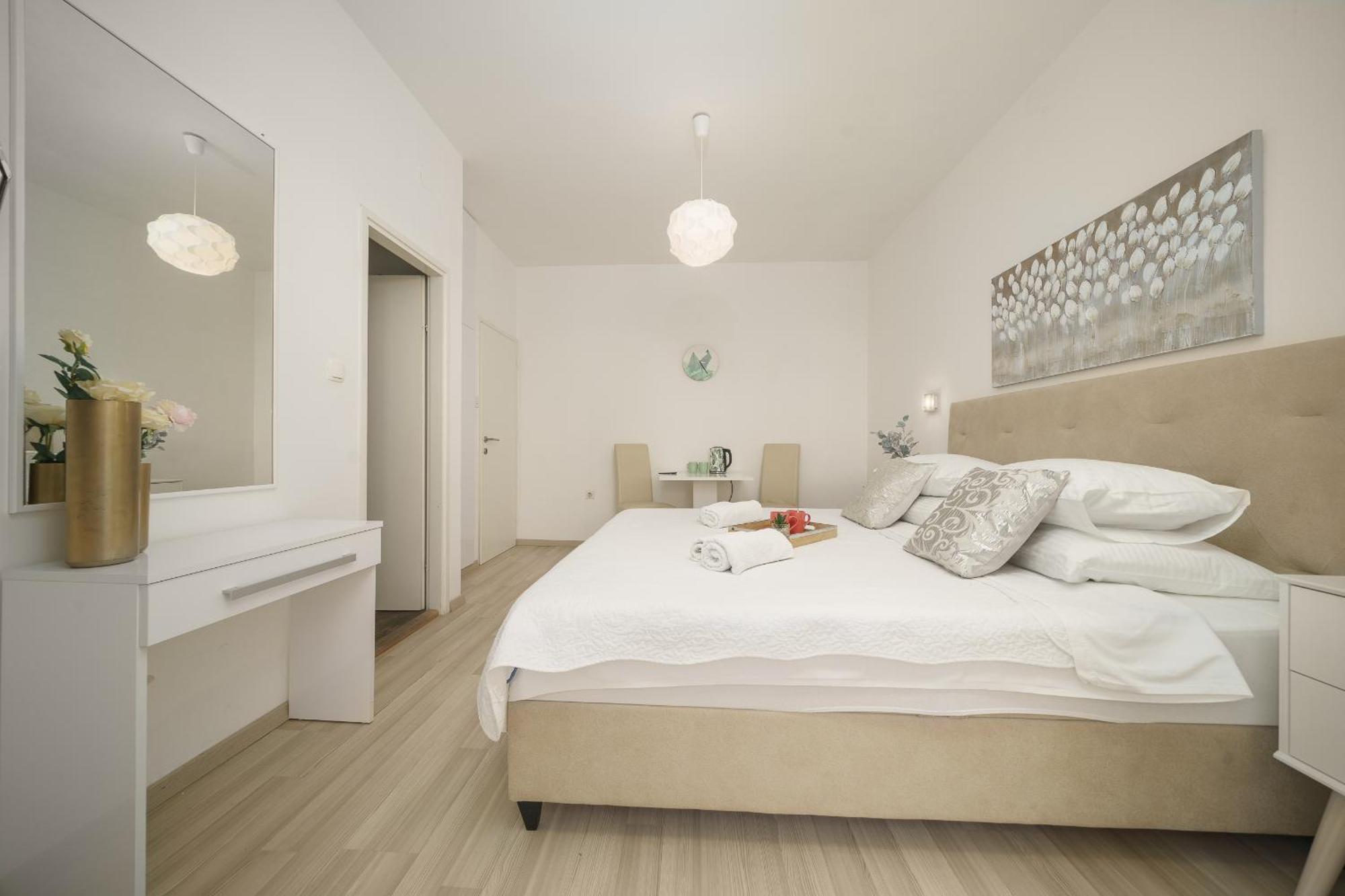 Rooms Orion Vodice Esterno foto