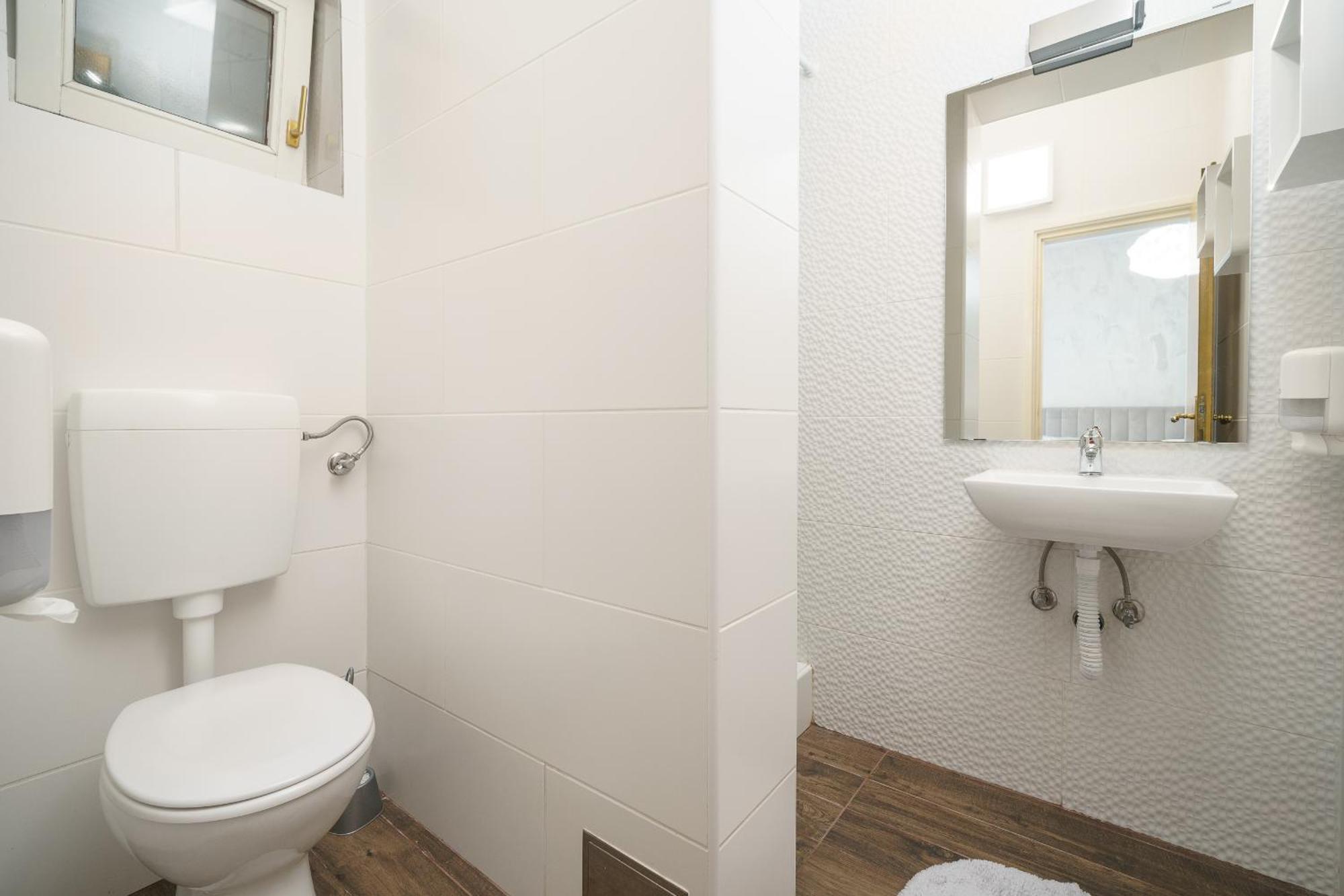 Rooms Orion Vodice Esterno foto