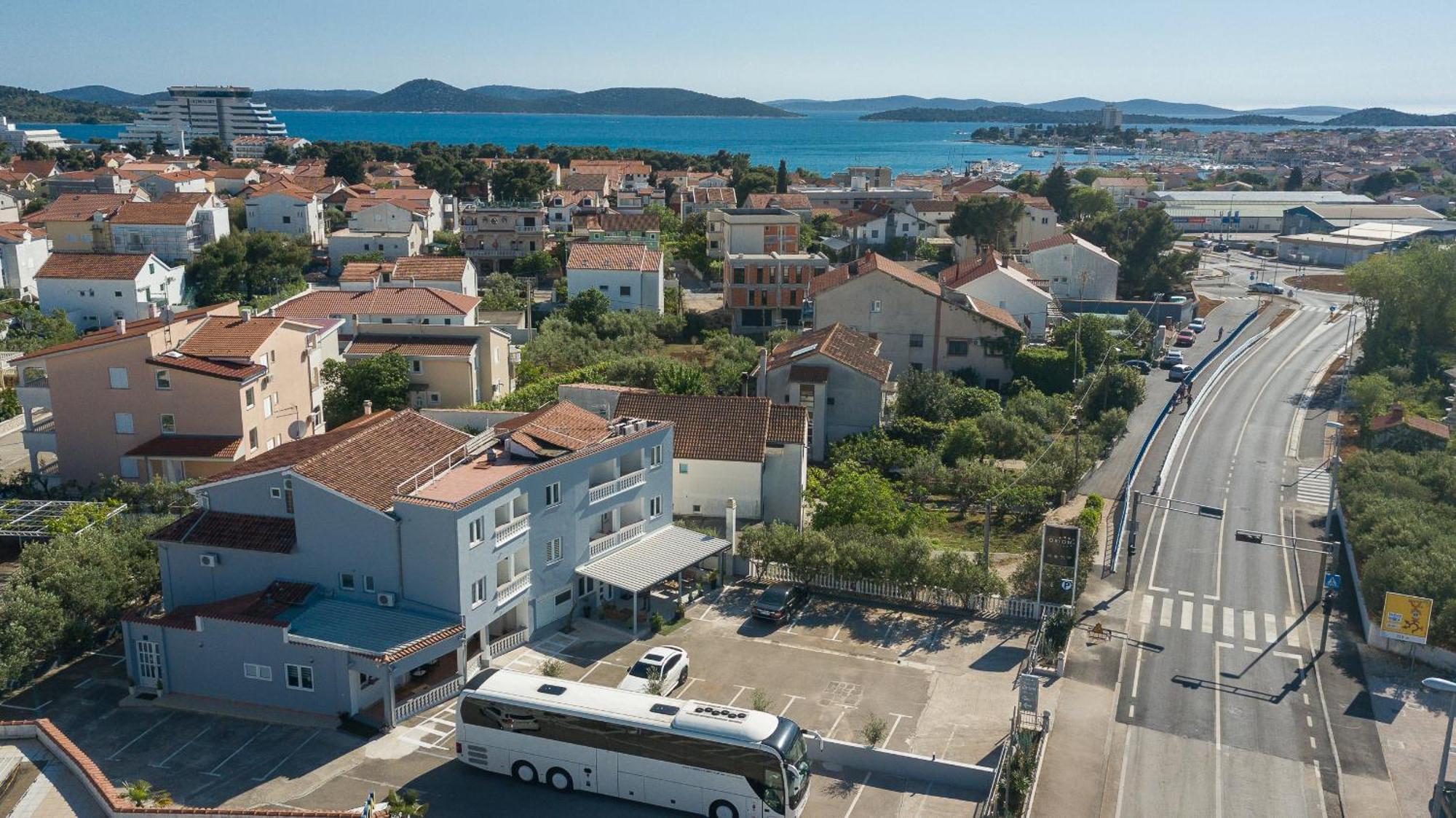 Rooms Orion Vodice Esterno foto