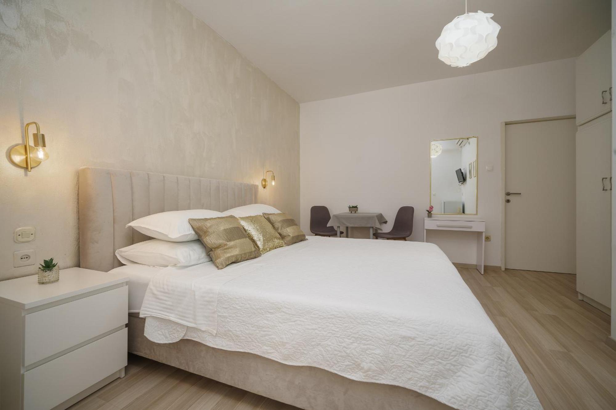 Rooms Orion Vodice Esterno foto