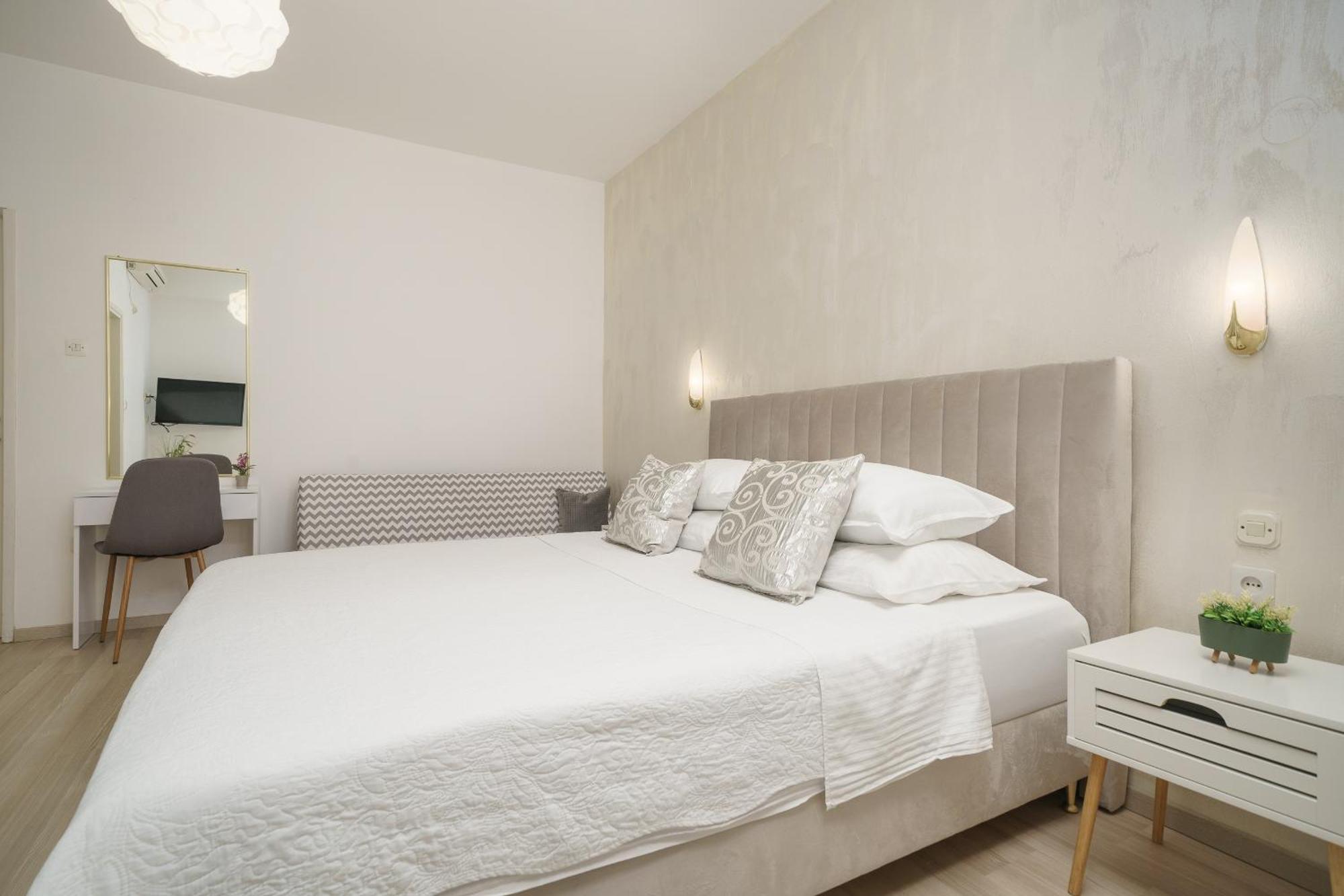 Rooms Orion Vodice Esterno foto