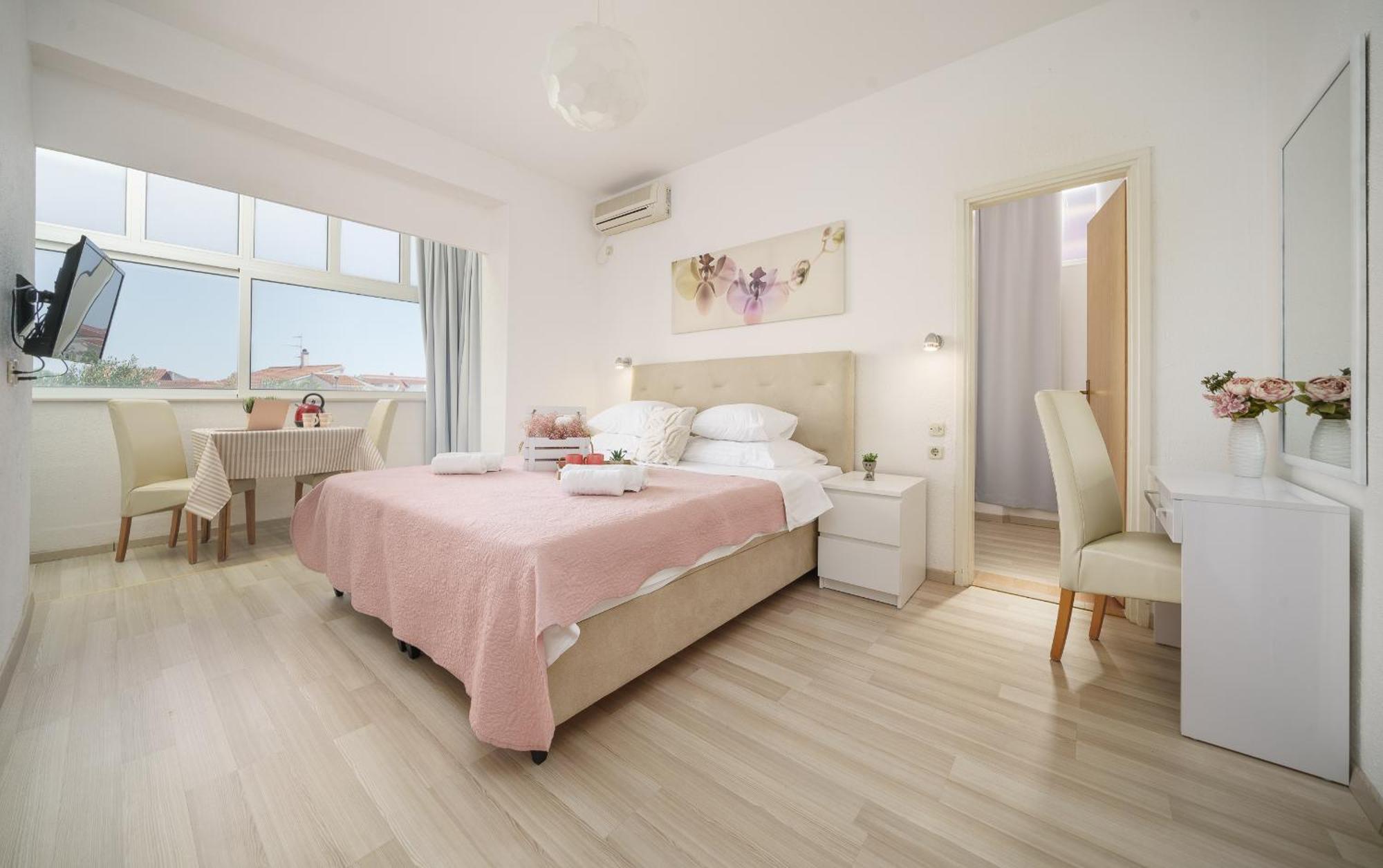 Rooms Orion Vodice Esterno foto