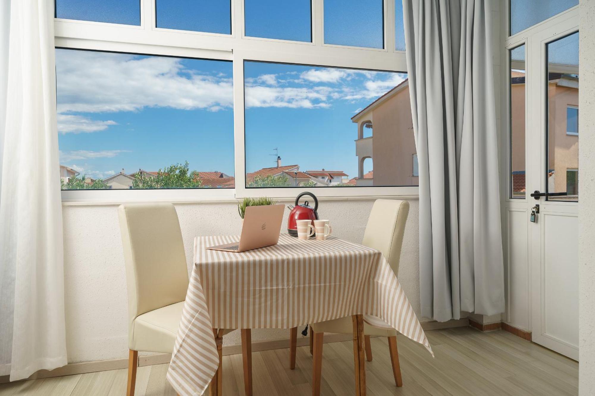 Rooms Orion Vodice Esterno foto