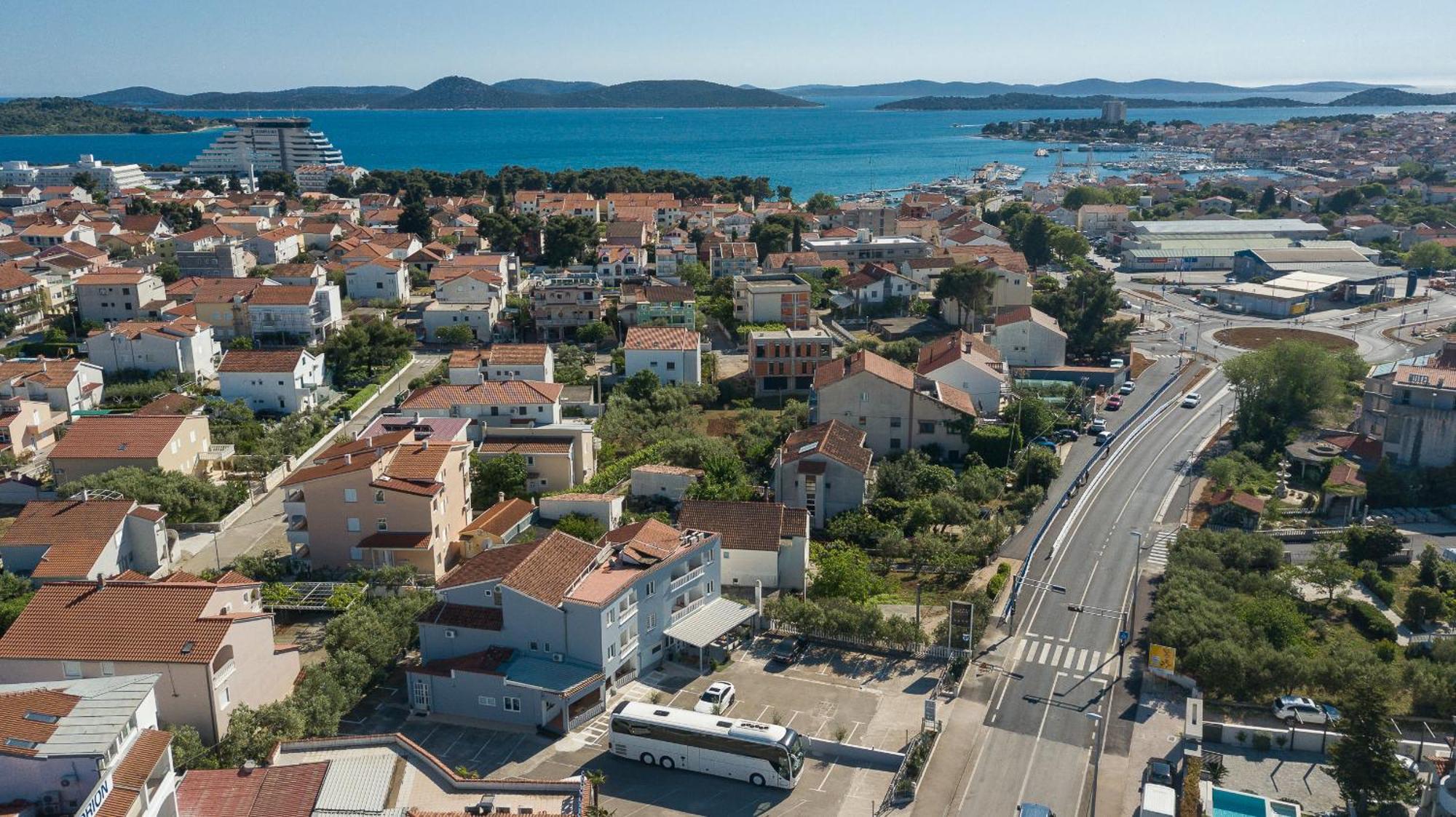 Rooms Orion Vodice Esterno foto