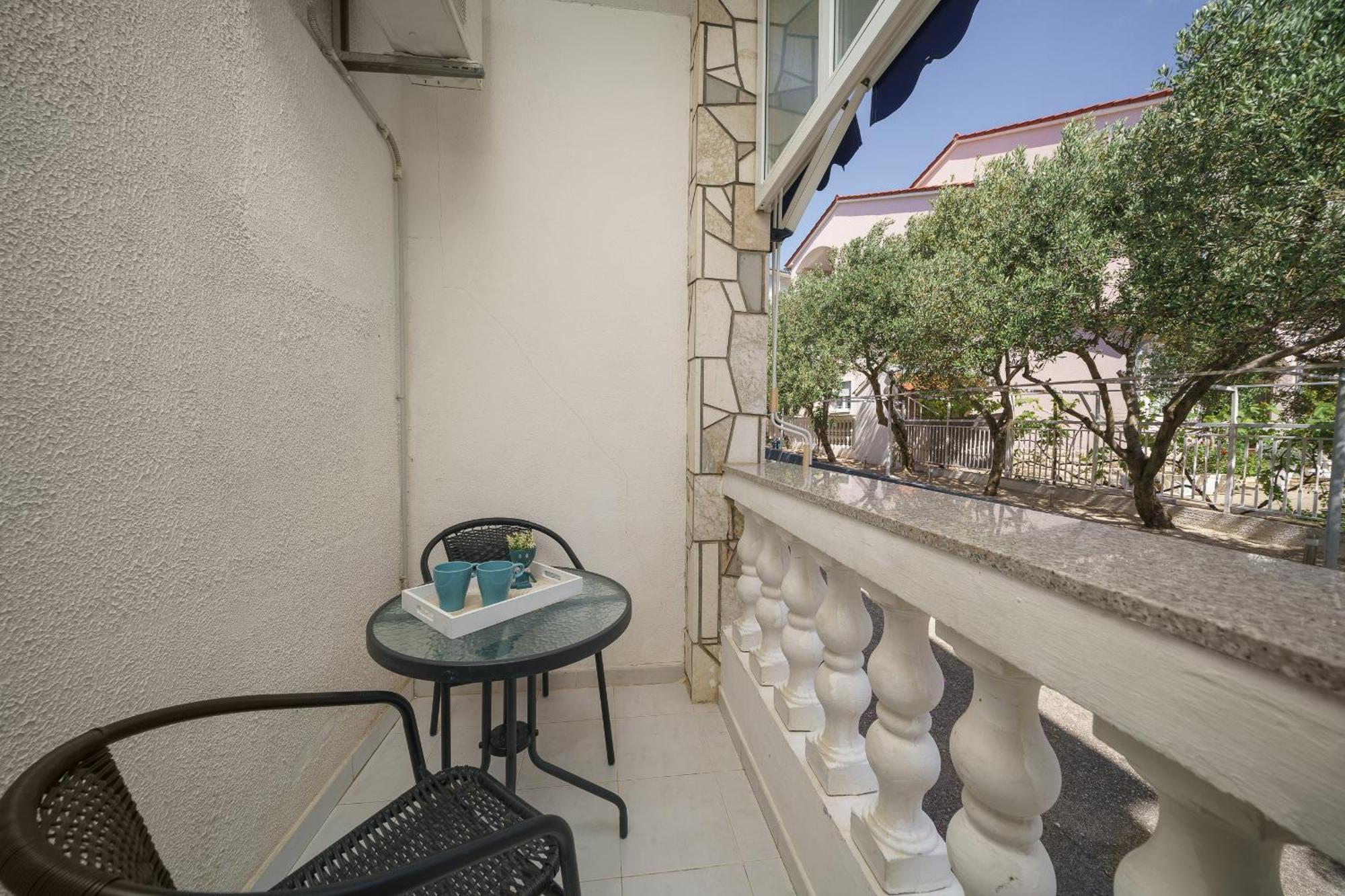 Rooms Orion Vodice Esterno foto